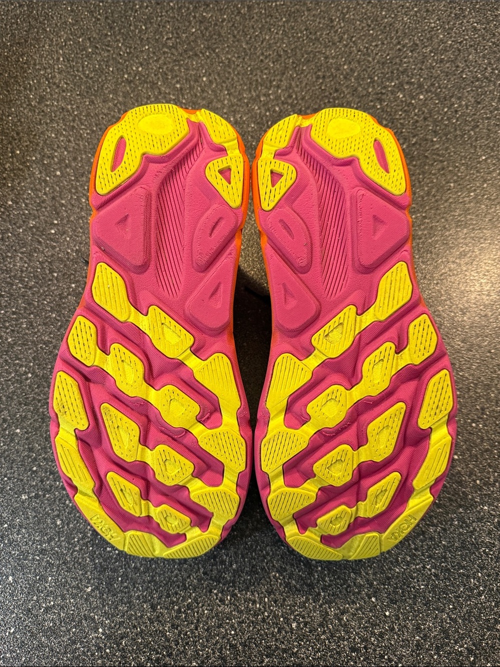 Hoka One One Clifton 9 Men’s Pink and Orange Athletic Running Shoes - size 10.5 - Picture 5 of 7